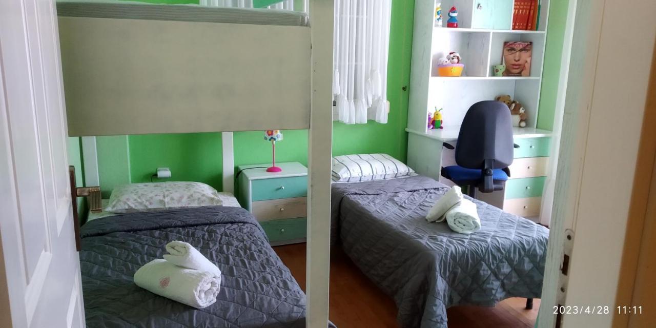 Toula Apartment *