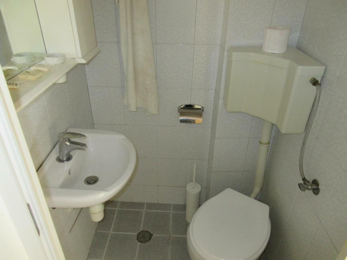 Apartment Toula